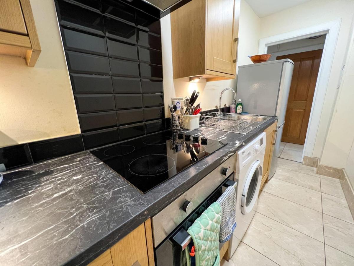 Convenient 2Br Flat Gorgie Edinburgh Apartman Kültér fotó