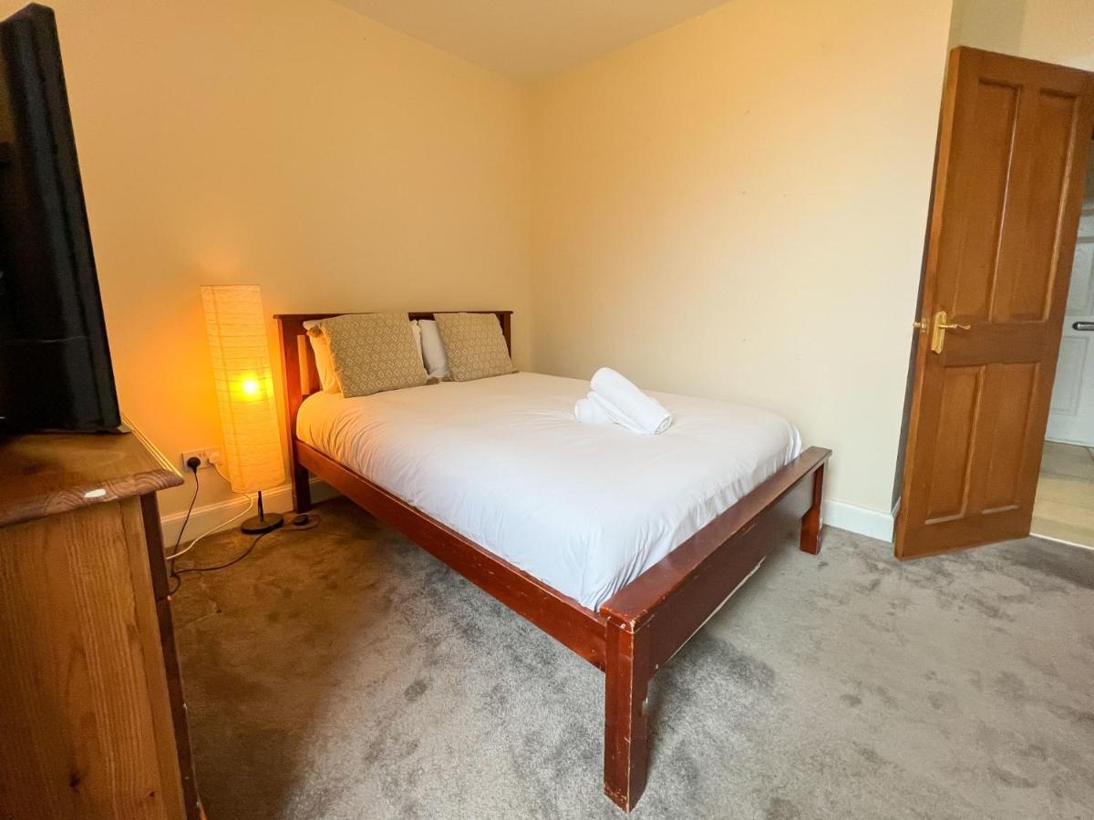 Convenient 2Br Flat Gorgie Edinburgh Apartman Kültér fotó