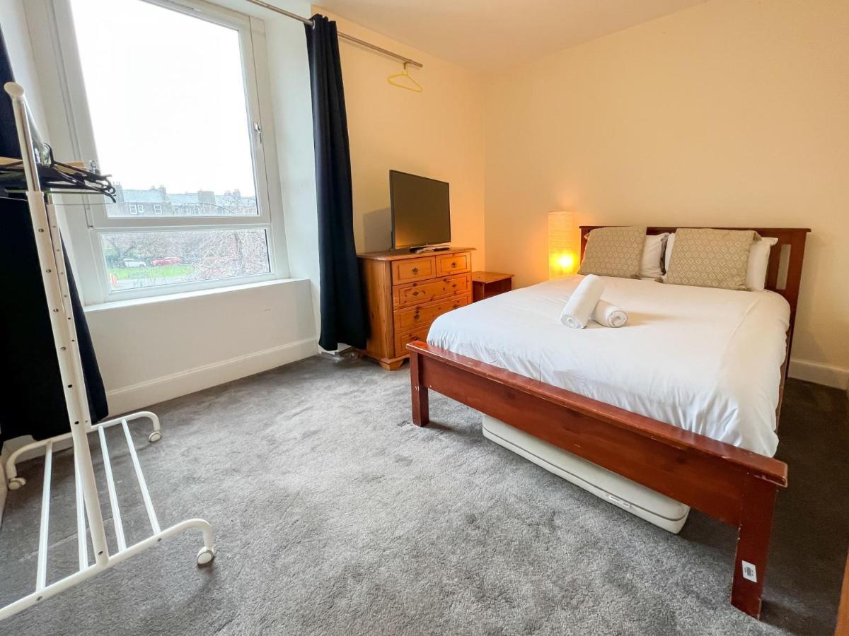 Convenient 2Br Flat Gorgie Edinburgh Apartman Kültér fotó