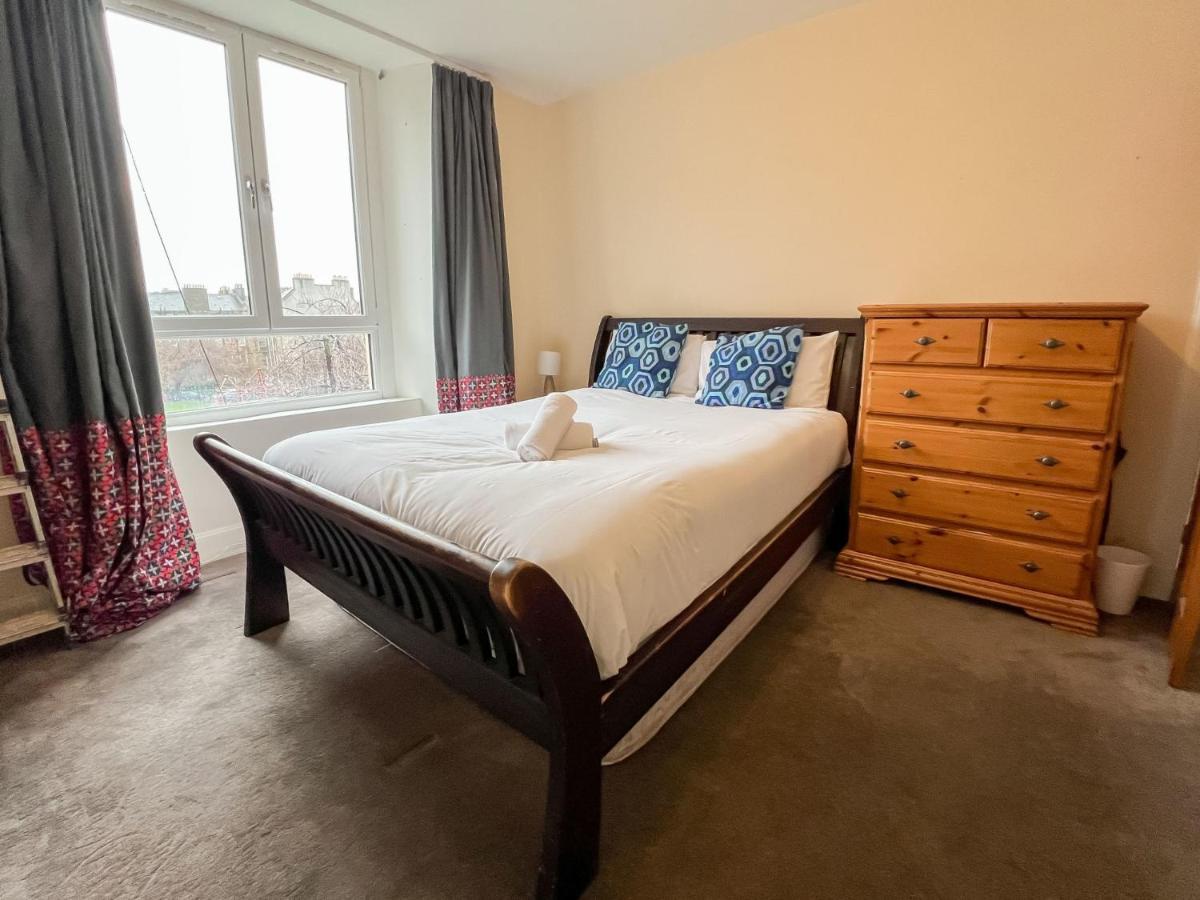 Convenient 2Br Flat Gorgie Edinburgh Apartman Kültér fotó